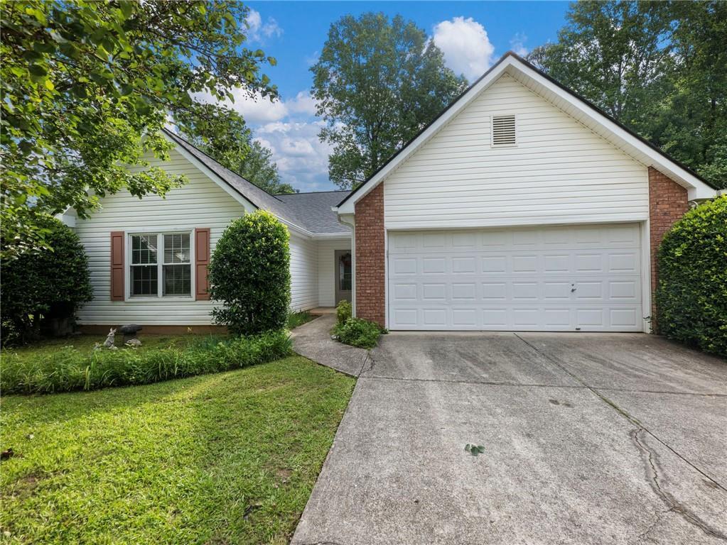 7019 Valley Forge Dr., Flowery Branch, GA 30542