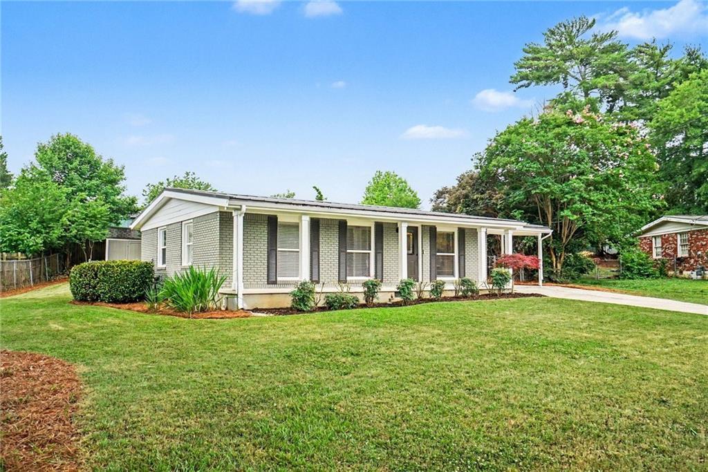 1801 Lochlomand Ln., Smyrna, GA 30080