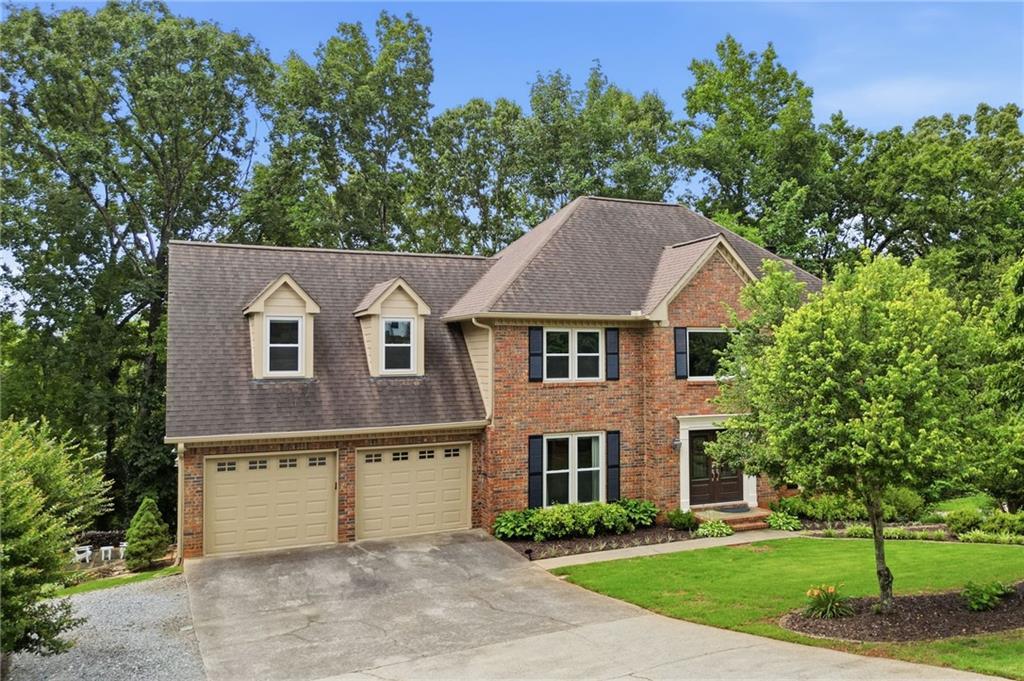 4967 Willow Creek Dr., Woodstock, GA 30188