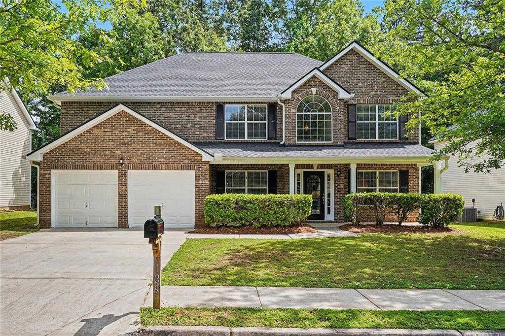 129 Kentwood Springs Dr., Hampton, GA 30228