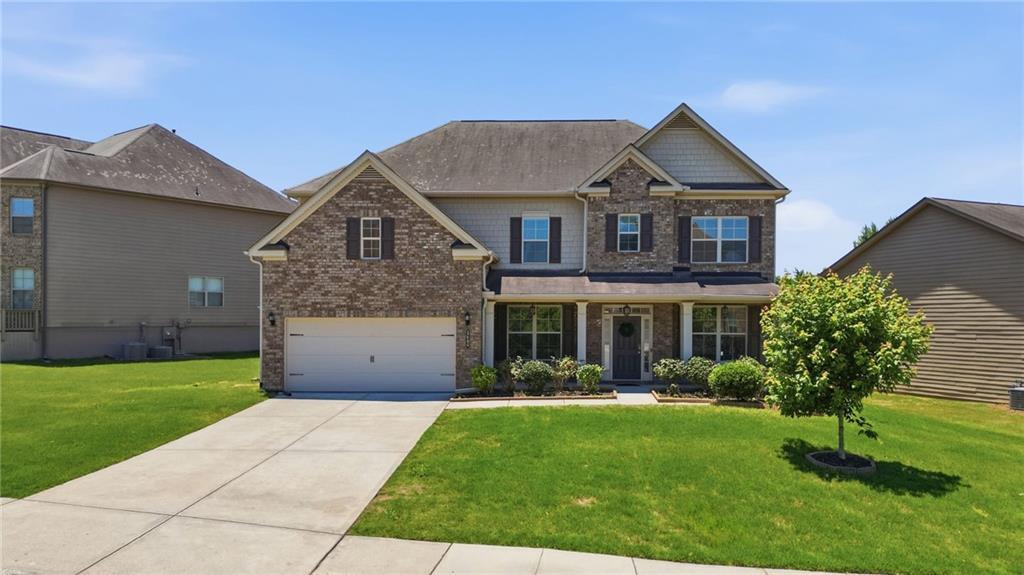 5440 Mirror Lake Dr., Cumming, GA 30028