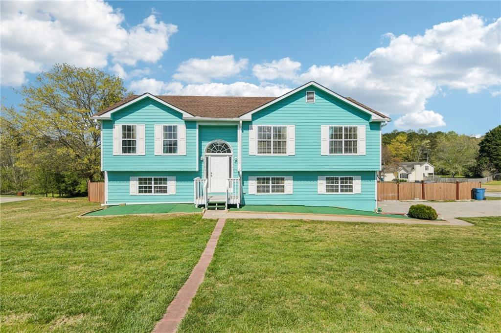 1549 Wynfield Dr., Auburn, GA 30011