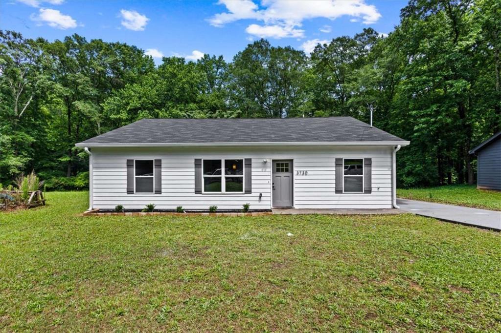 3730 Clearwater Dr., Atlanta, GA 30349