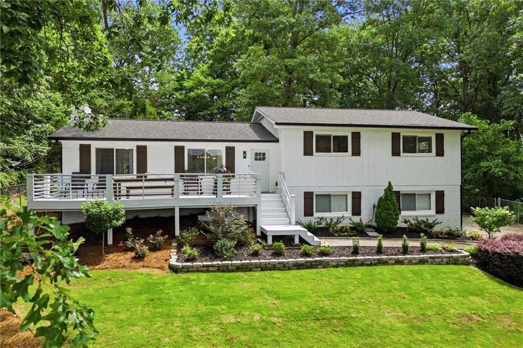 1112 Washington Ct., Woodstock, GA 30188