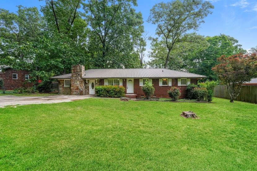2536 Britt Rd., Snellville, GA 30078