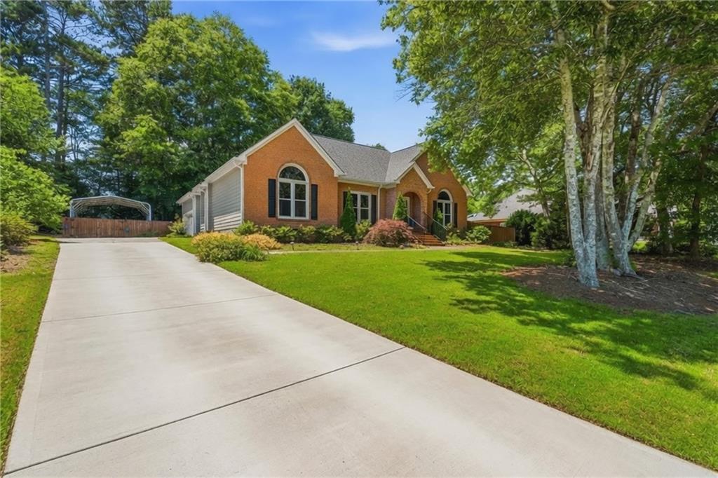 40 Thornwood Ln., Acworth, GA 30101