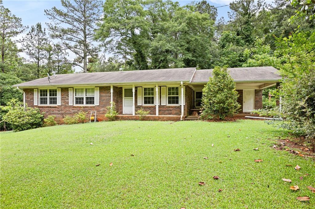 2458 Hiram Sudie Rd., Hiram, GA 30141
