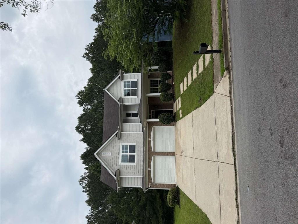 4320 Savannah Ln., Atlanta, GA 30349