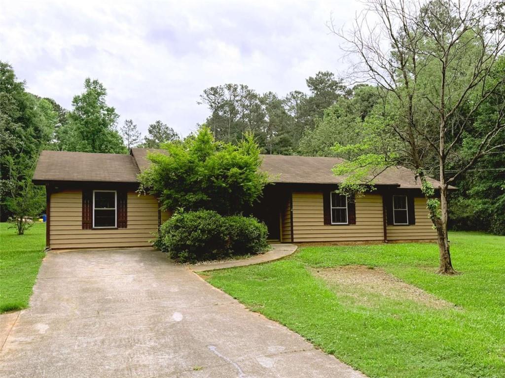 185 Roberts Rd., Covington, GA 30016