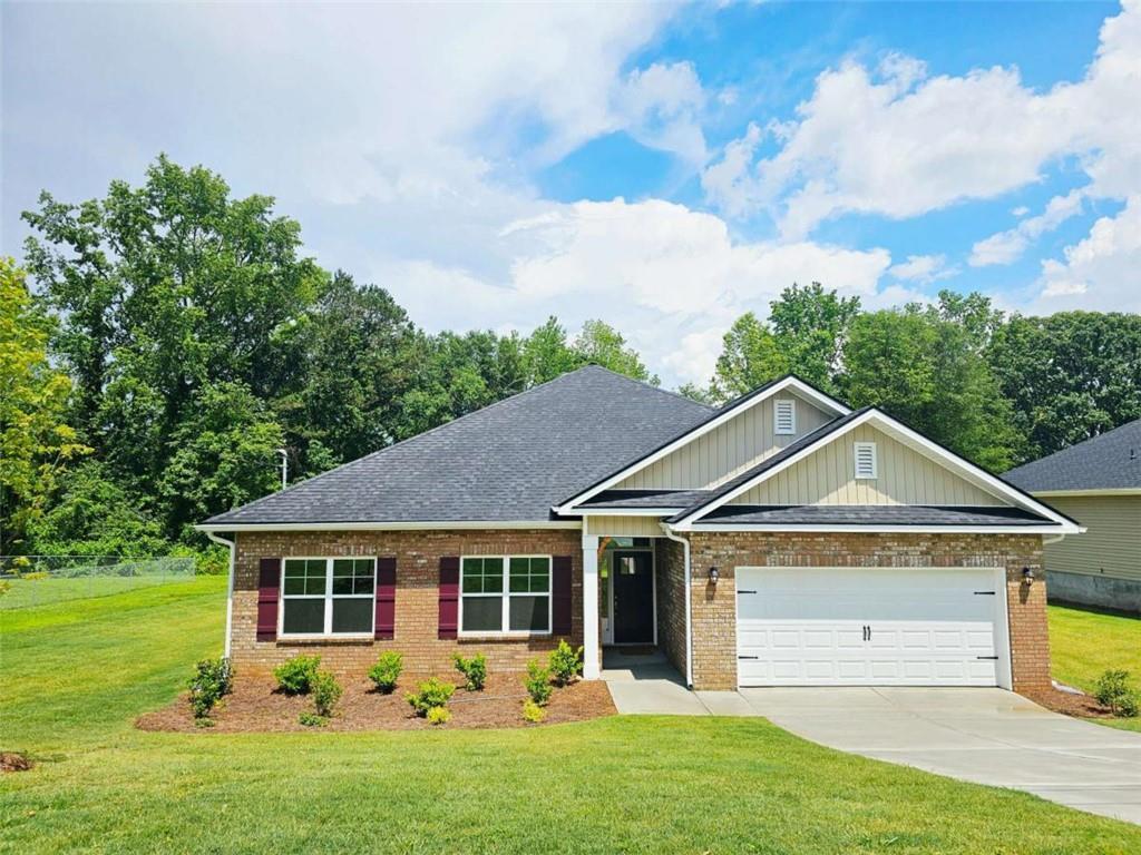 112 Scarlett Place Dr., Bowdon, GA 30108
