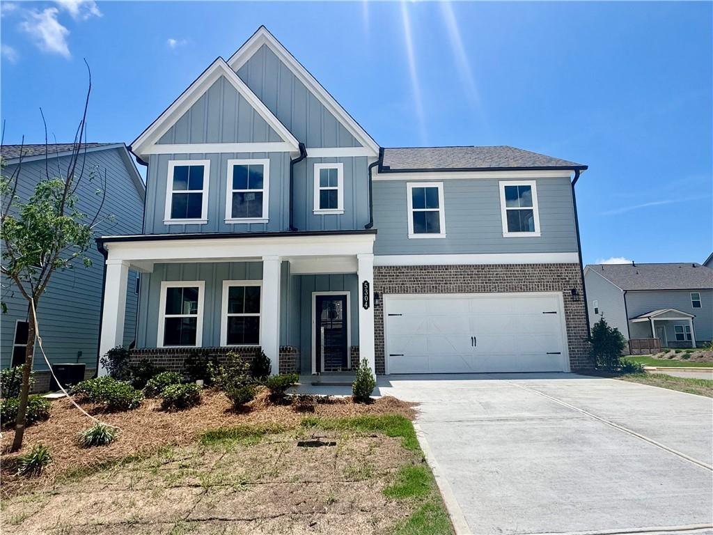 5304 Frontier Ct., Flowery Branch, GA 30542