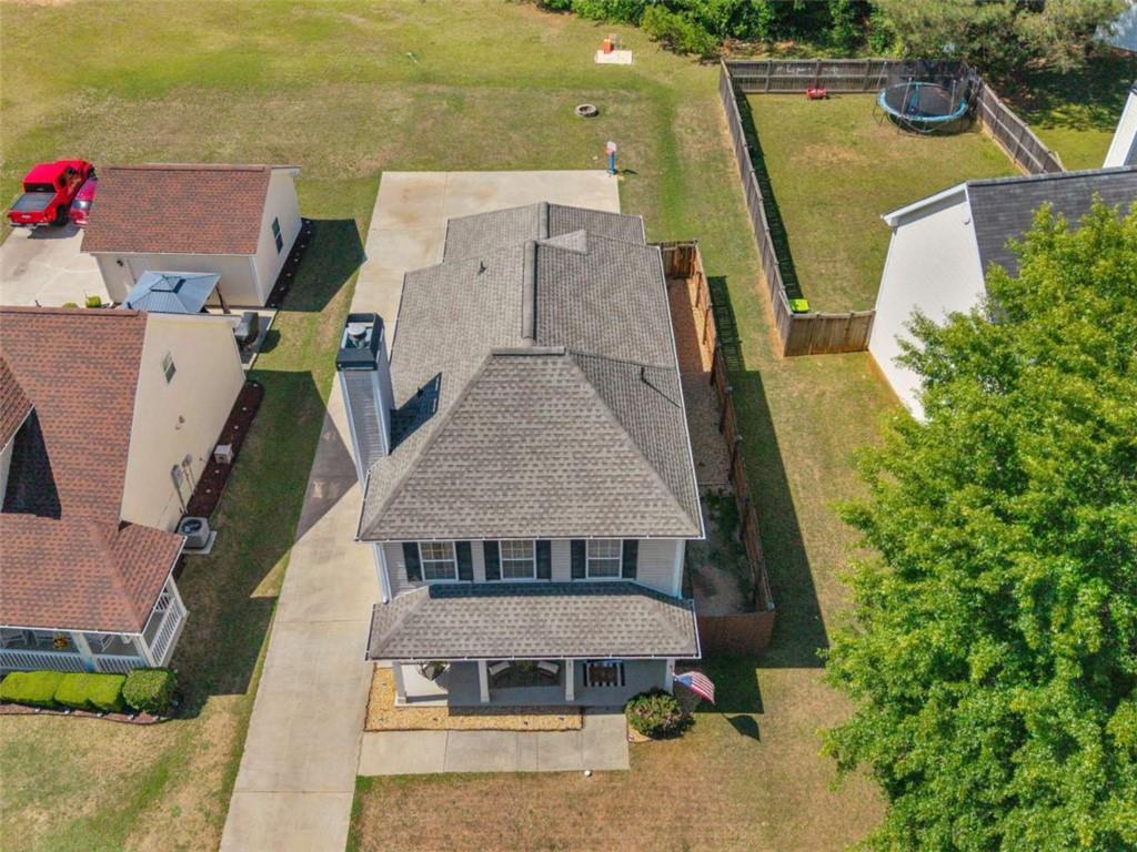 165 Brasch Park Dr., Grantville, GA 30220