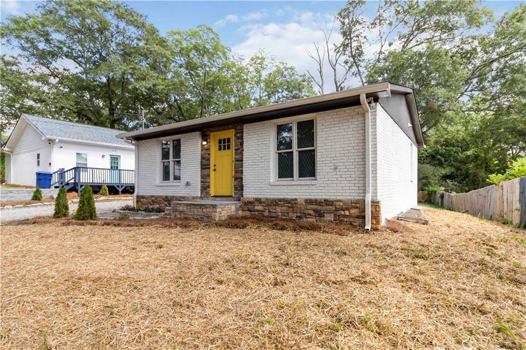 91 N Williamson St., Winder, GA 30680
