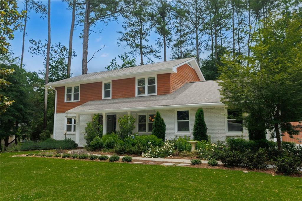 2933 Danbyshire Ct., Atlanta, GA 30345