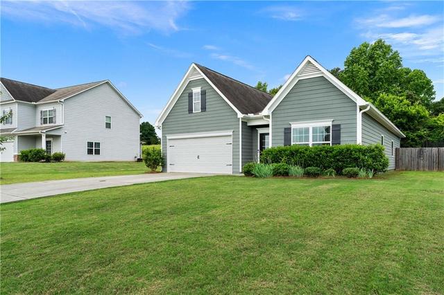 New Homes with Master Bedrooms on the 1st Floor in Adairsville: May 30th to June 5th
