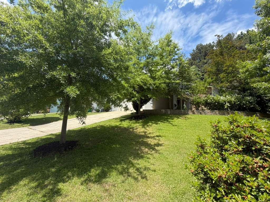 1128 Hillcrest Ct., Norcross, GA 30093