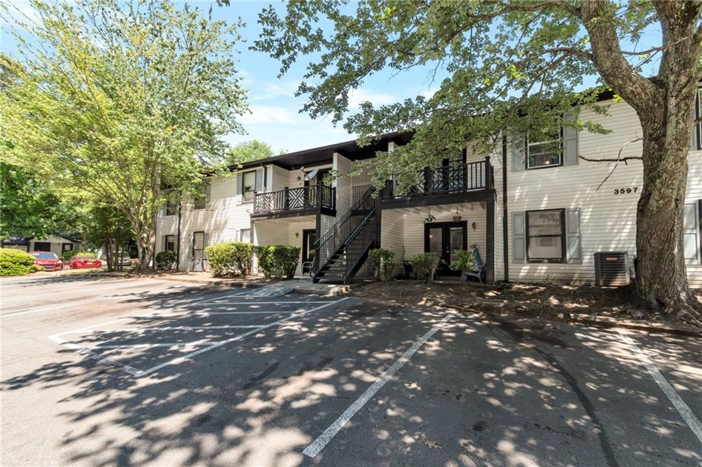 3597 Woodbriar Cir. #B, Tucker, GA 30084