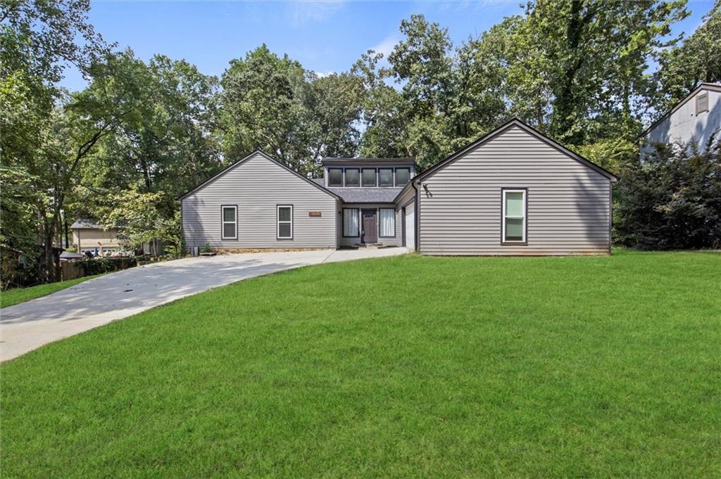 1060 Deer Chase Ct., Stone Mountain, GA 30088