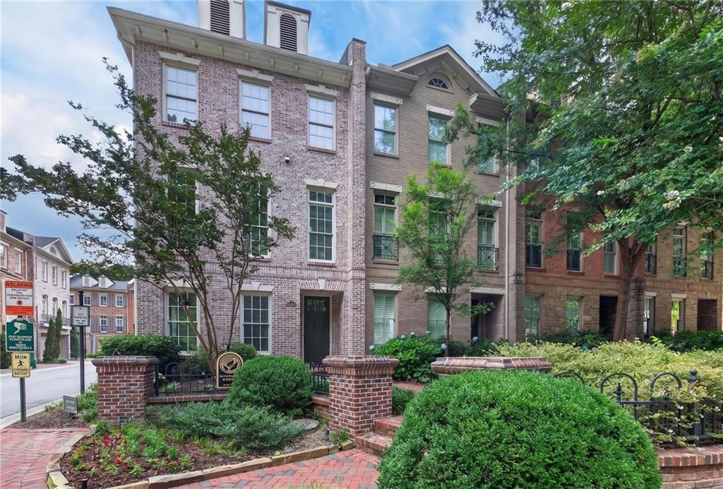 3 Candler Grove Ct., Decatur, GA 30030