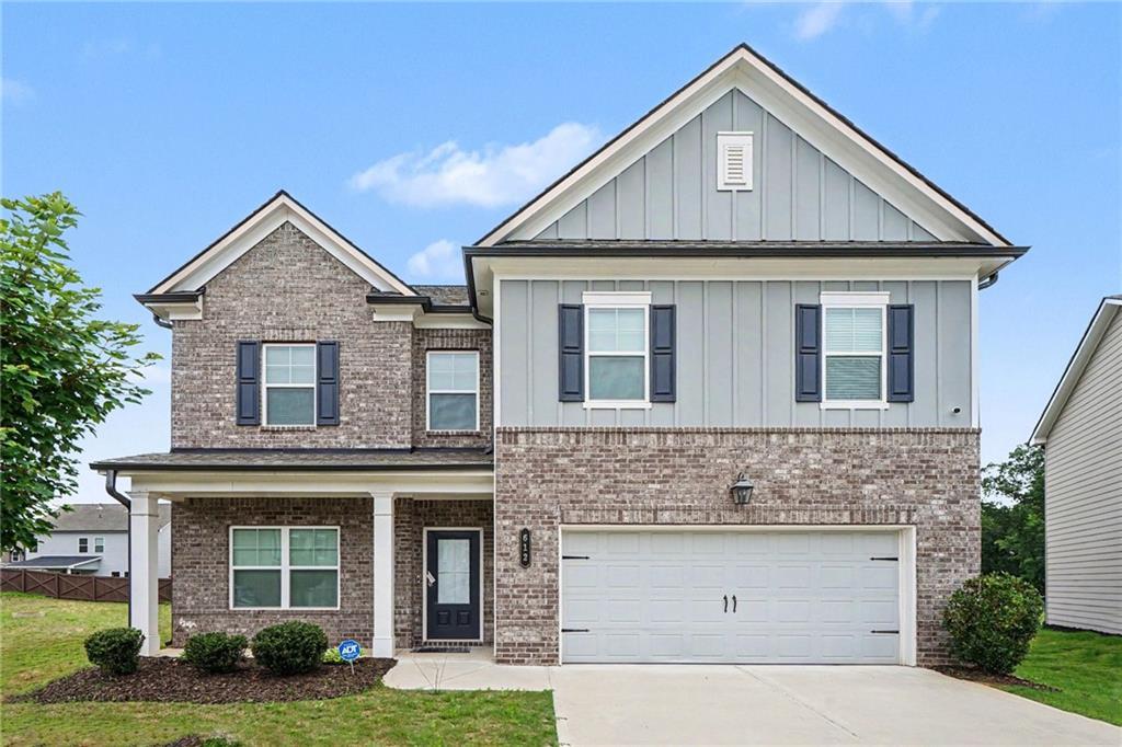 612 Auburn Crossing Dr., Auburn, GA 30011