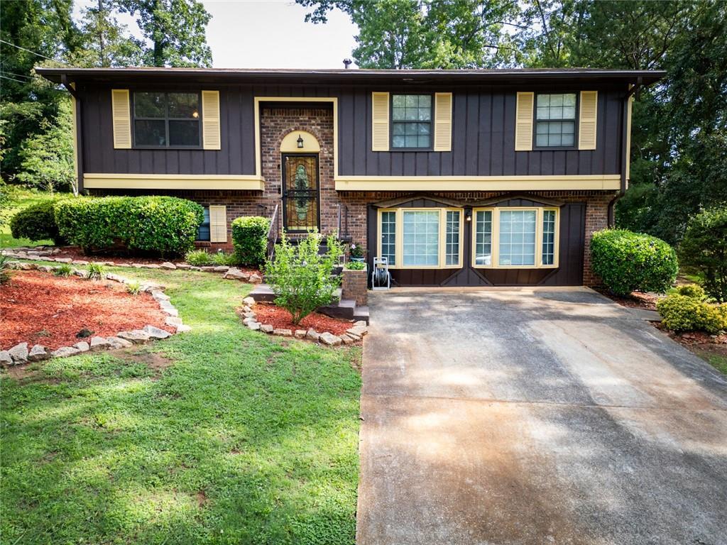 2324 Tarian Dr., Decatur, GA 30034