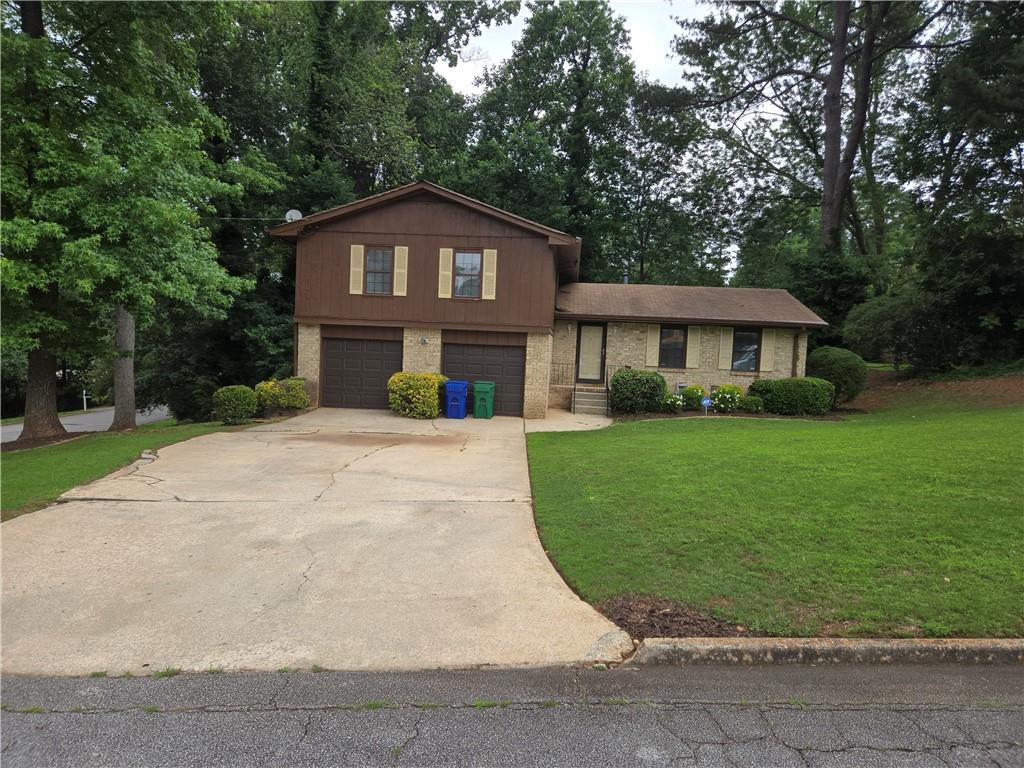 2300 Maryland Ct., Decatur, GA 30032