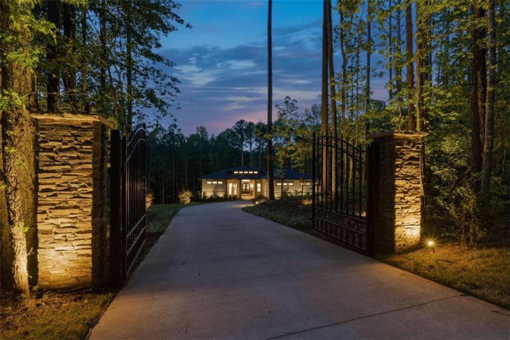 249 Mabry Pkwy., Whitesburg, GA 30185