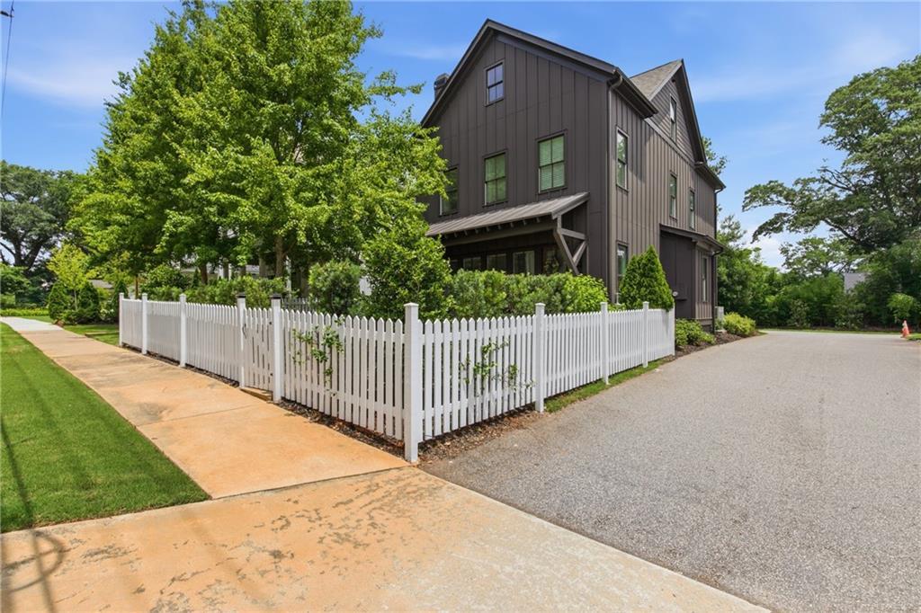 2769 Matthews St., Smyrna, GA 30080