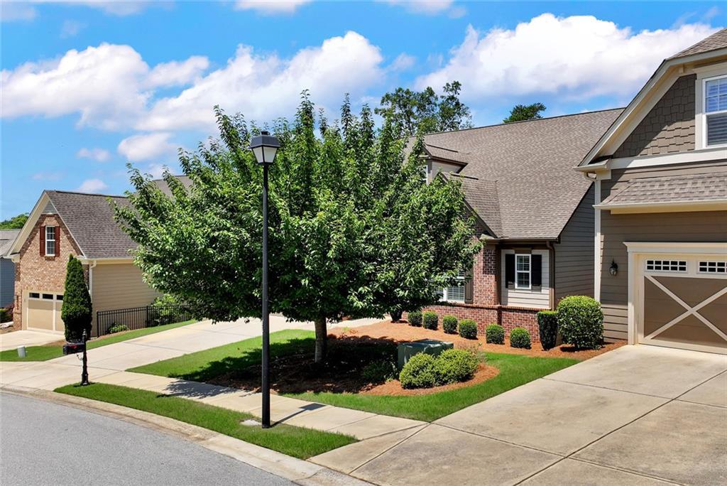 3450 Locust Cove Rd., Gainesville, GA 30504
