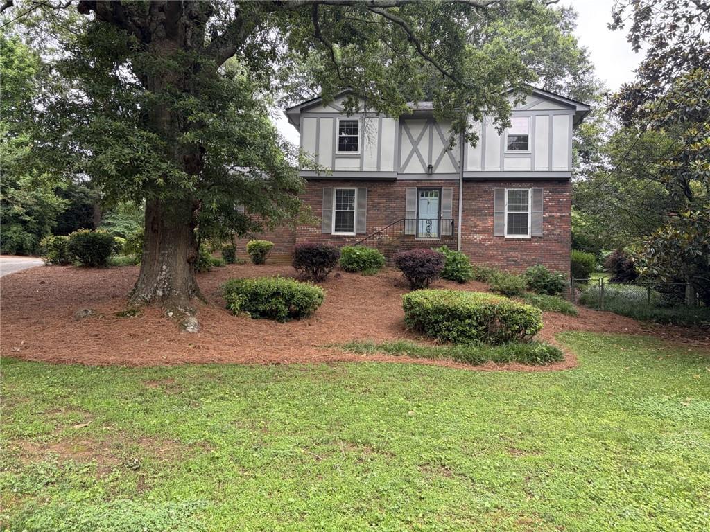 435 Stonebridge Dr., Roswell, GA 30075