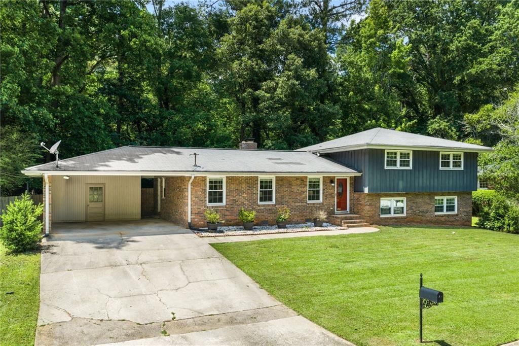2690 Millwood Ct., Decatur, GA 30033