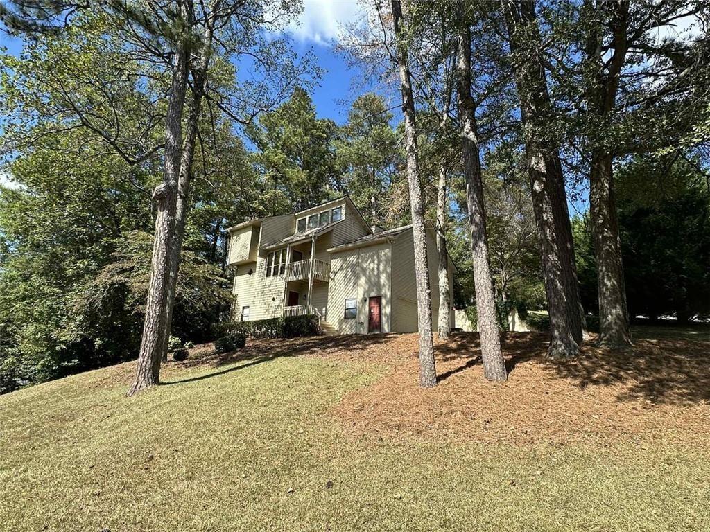 340 Farm Path, Roswell, GA 30075