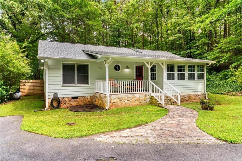 1178 Swan Bridge Rd., Talking Rock, GA 30175