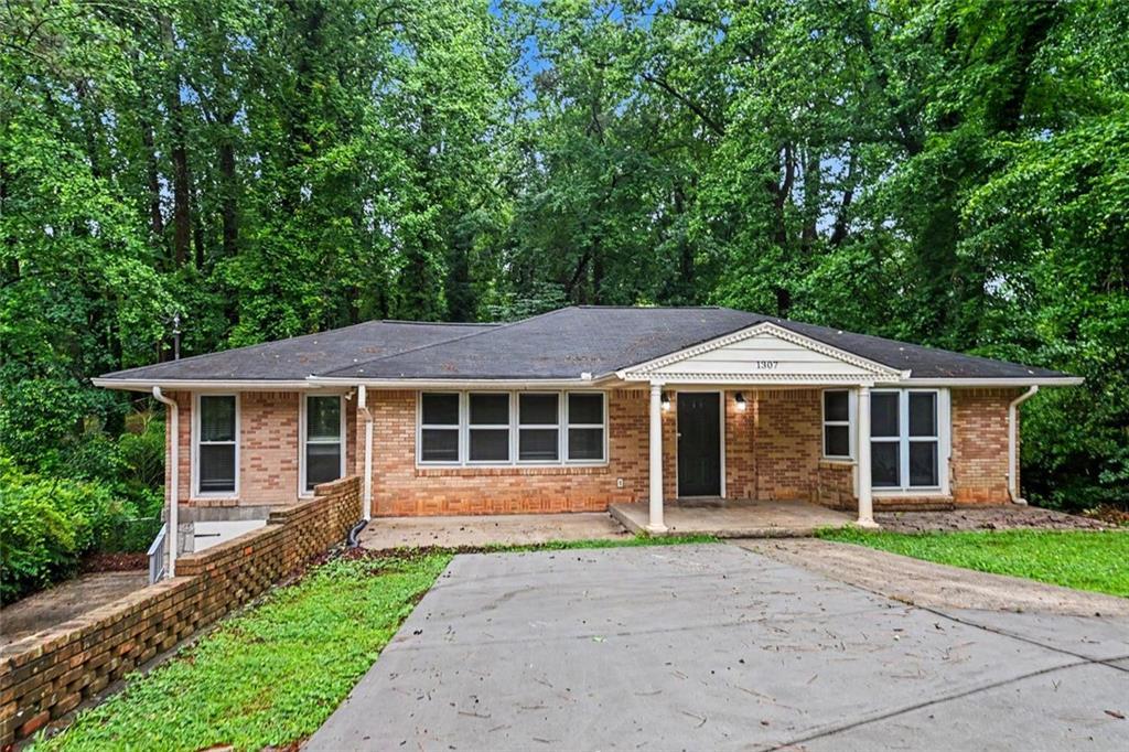 1307 Richard Rd., Decatur, GA 30032