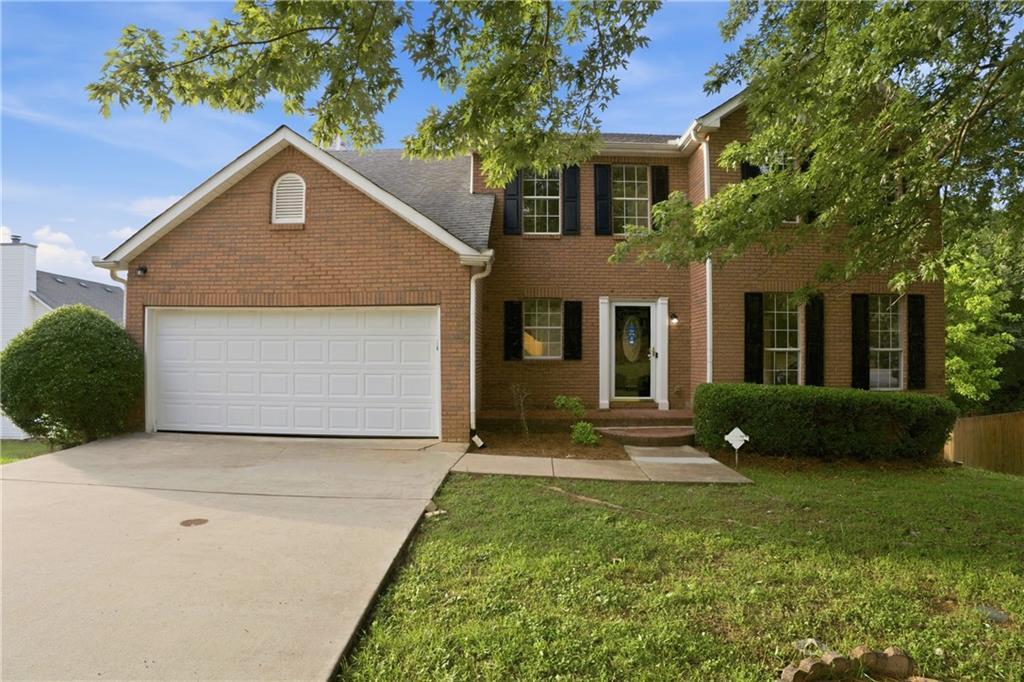 3825 Cedar Trace Ln., Ellenwood, GA 30294