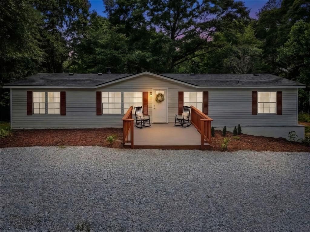 1203 Lanier Rd., Pendergrass, GA 30567