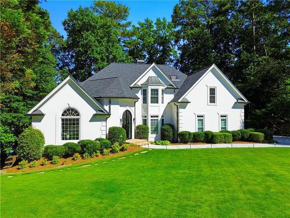 New Homes with Master Bedrooms on the 1st Floor That Attend East Cobb Middle School: May 30th to June 5th