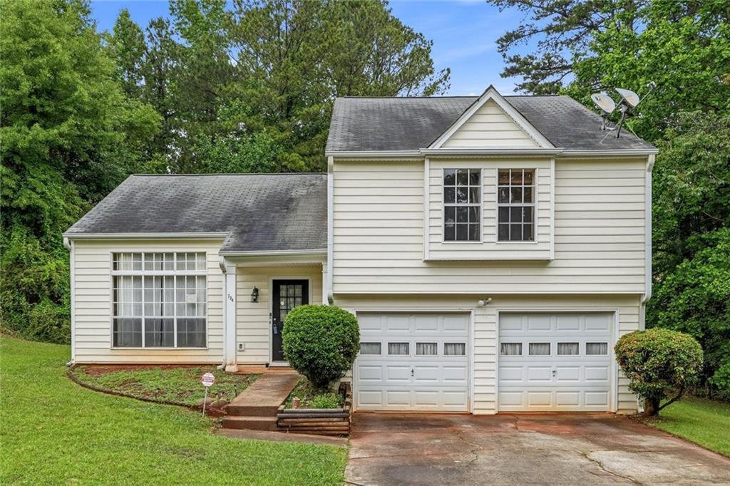 734 Carriage Ct., Lawrenceville, GA 30044