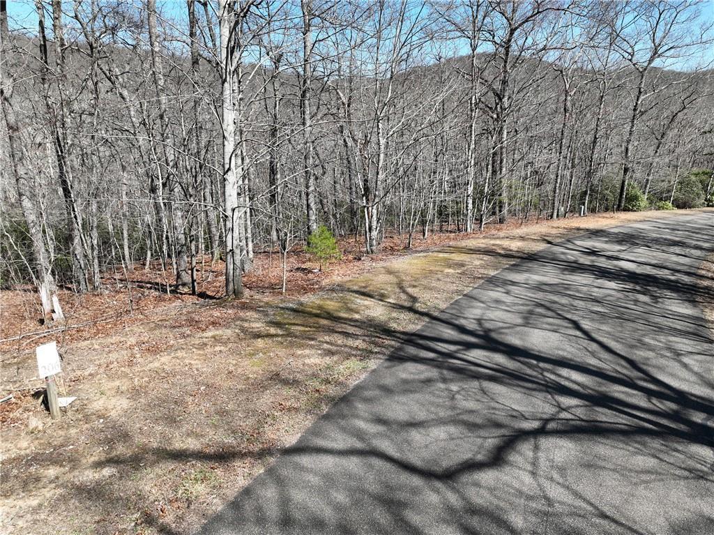 206 Northview Pkwy., Ellijay, GA 30536