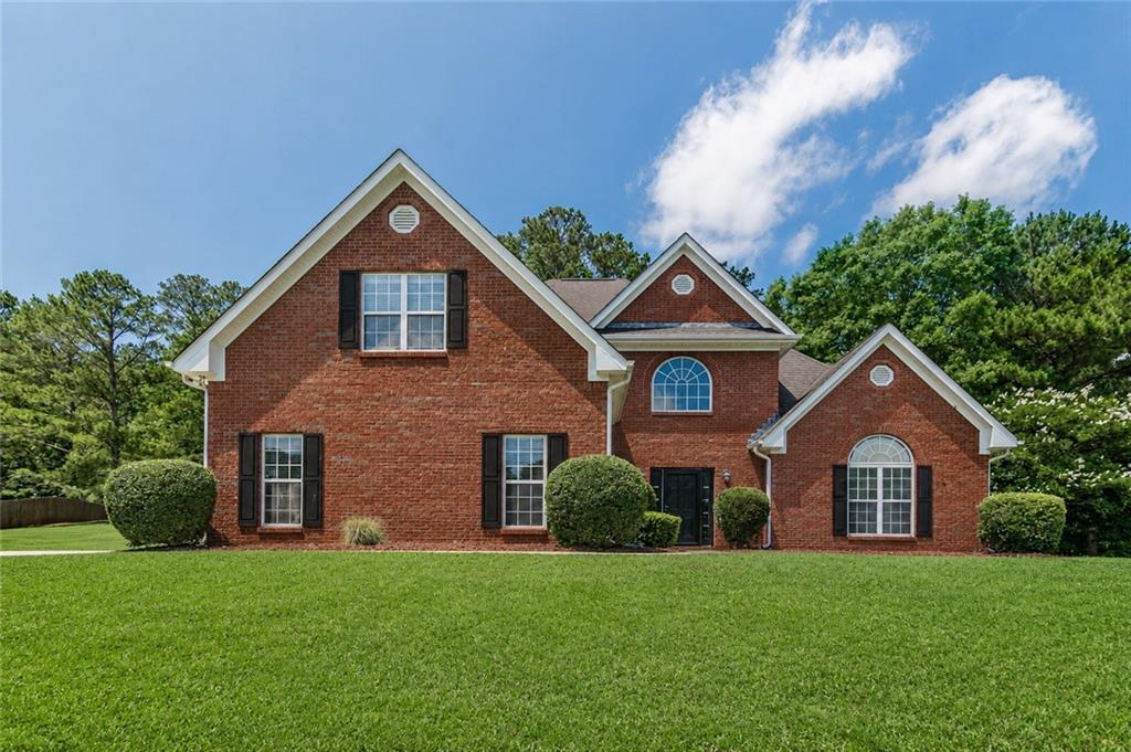130 Victor Ln., Fayetteville, GA 30214
