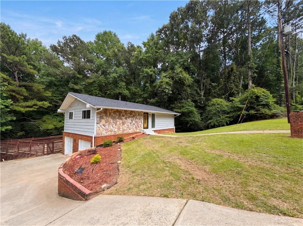 3630 Creekview Cir., College Park, GA 30349
