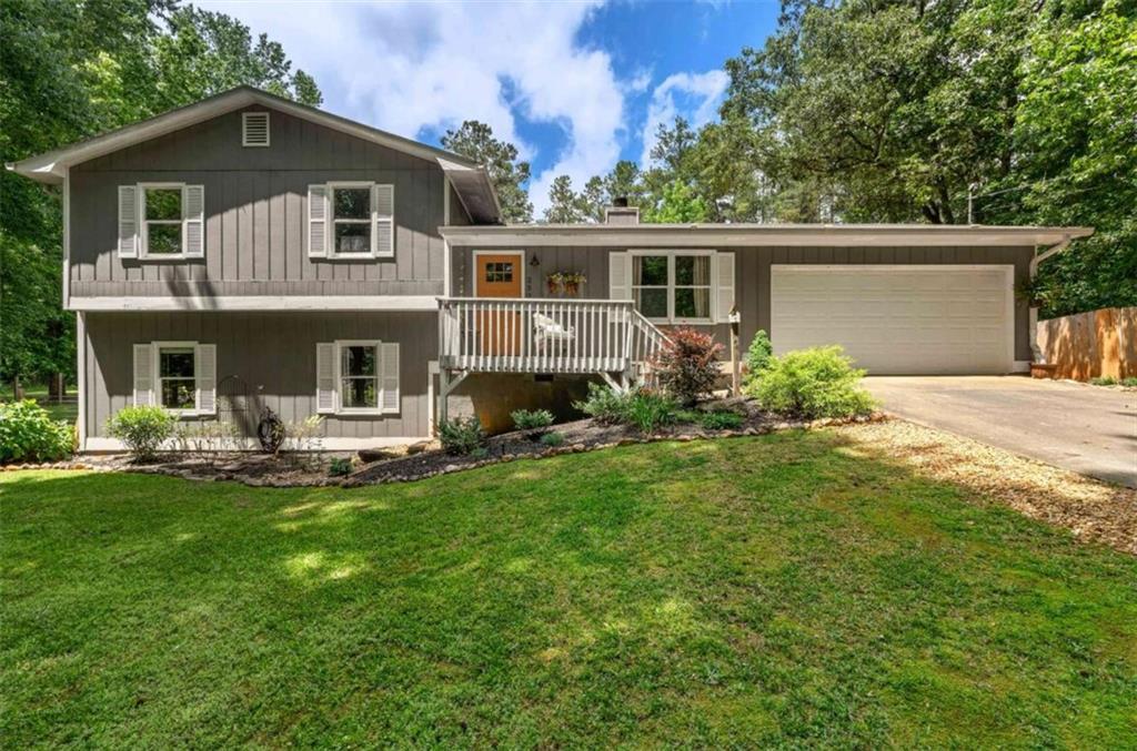 259 Cypress Cir., Carrollton, GA 30117