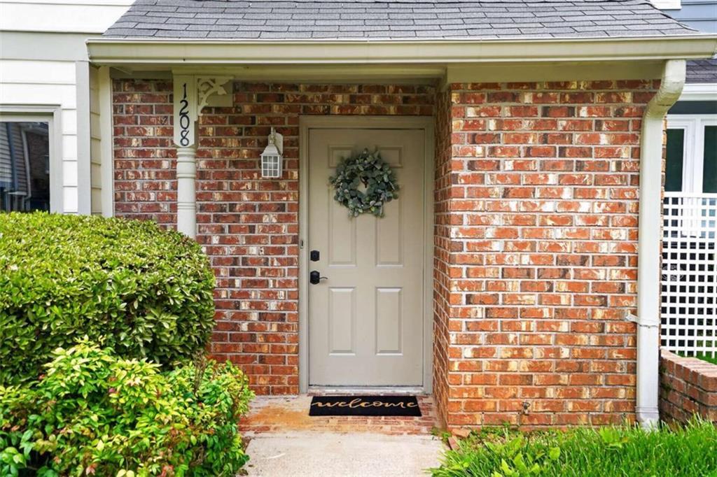 1208 Shiloh Cir., Kennesaw, GA 30144