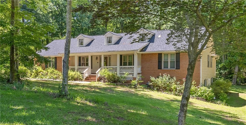 280 Deer Trace Dr., Mcdonough, GA 30253