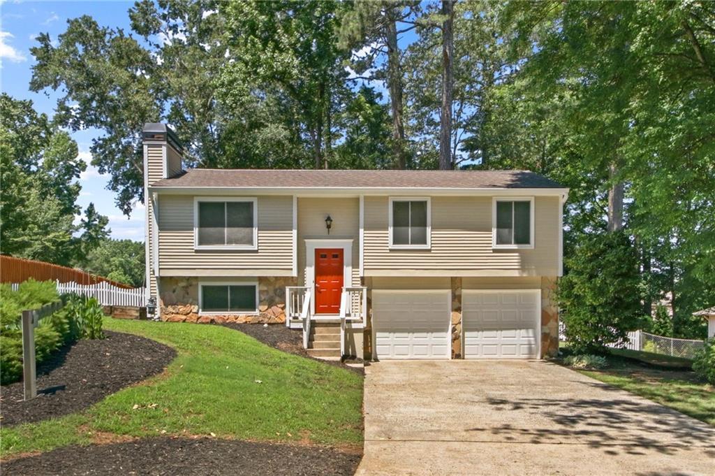 570 Sheringham Ct., Roswell, GA 30076