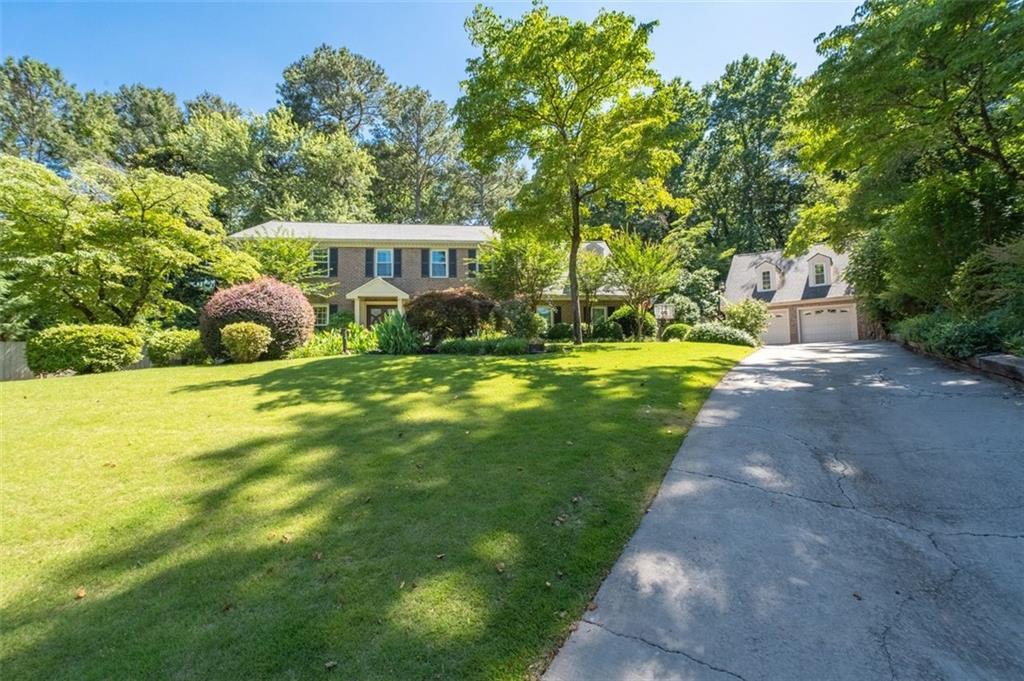 2351 Ashton Woods Ct., Marietta, GA 30068