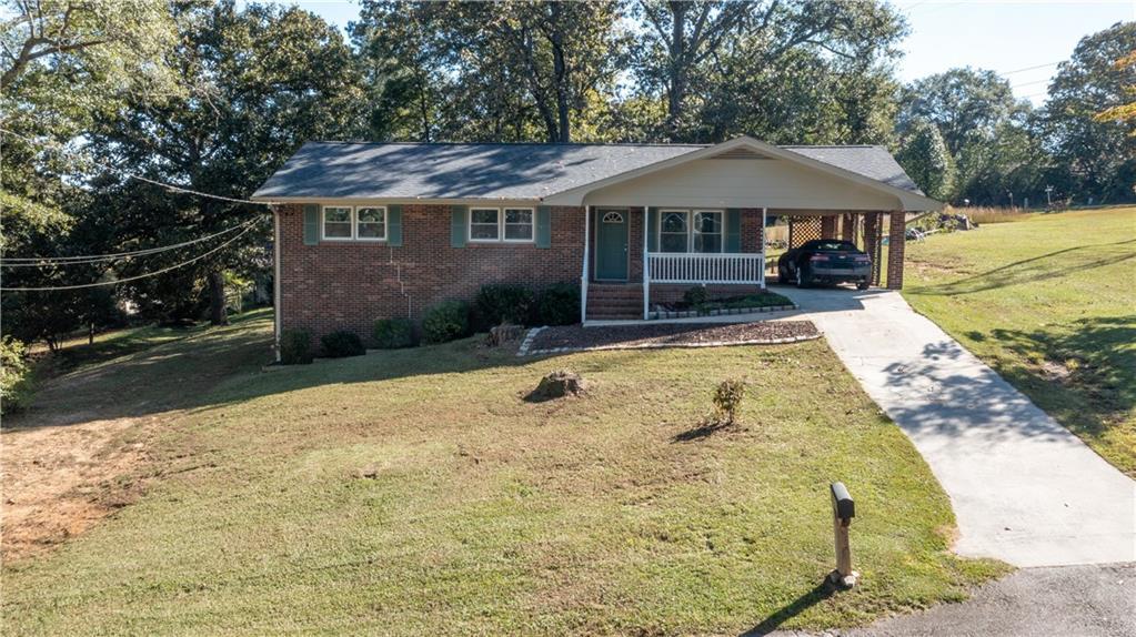 469 Plantation Dr., Winder, GA 30680