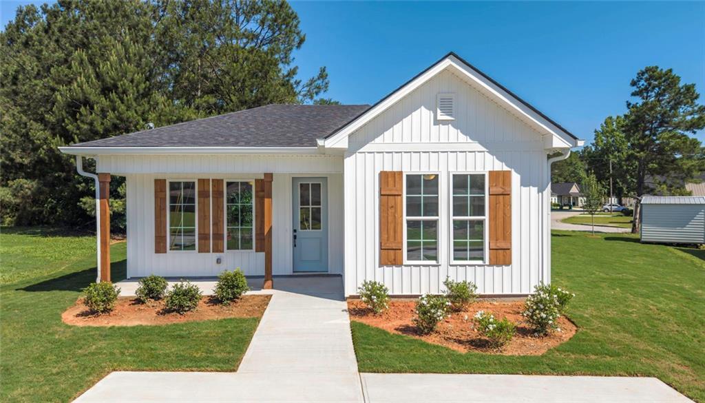 613 River Dr., Carrollton, GA 30117