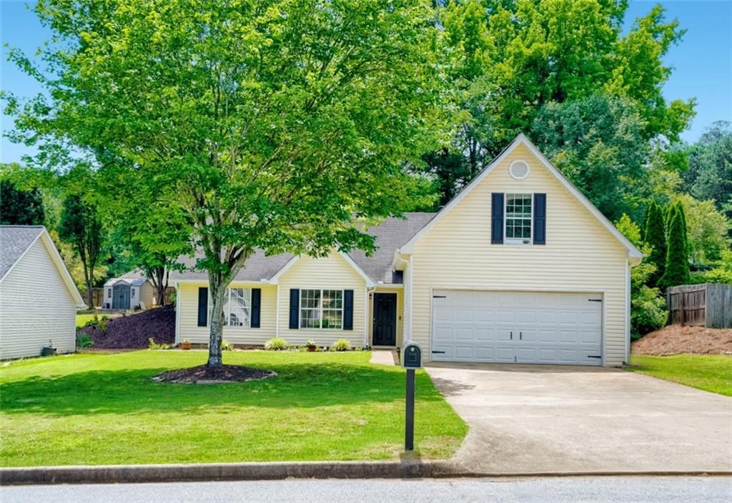 633 Effie Dr., Lawrenceville, GA 30045