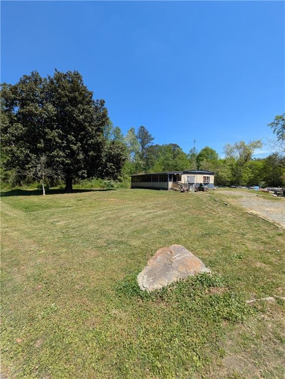 255 Ivey Ln., Dallas, GA 30157